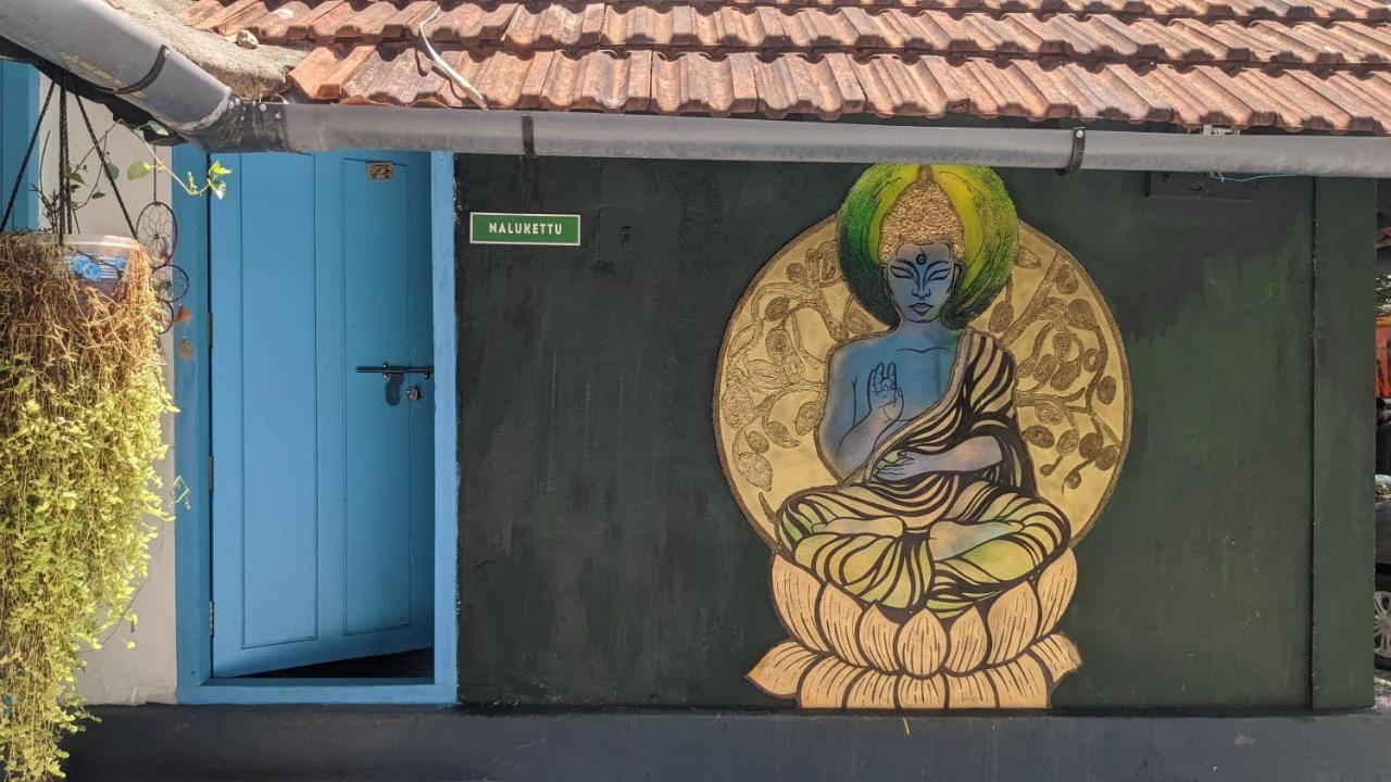 Crossroads Hostel 1957 Kalpetta Bagian luar foto